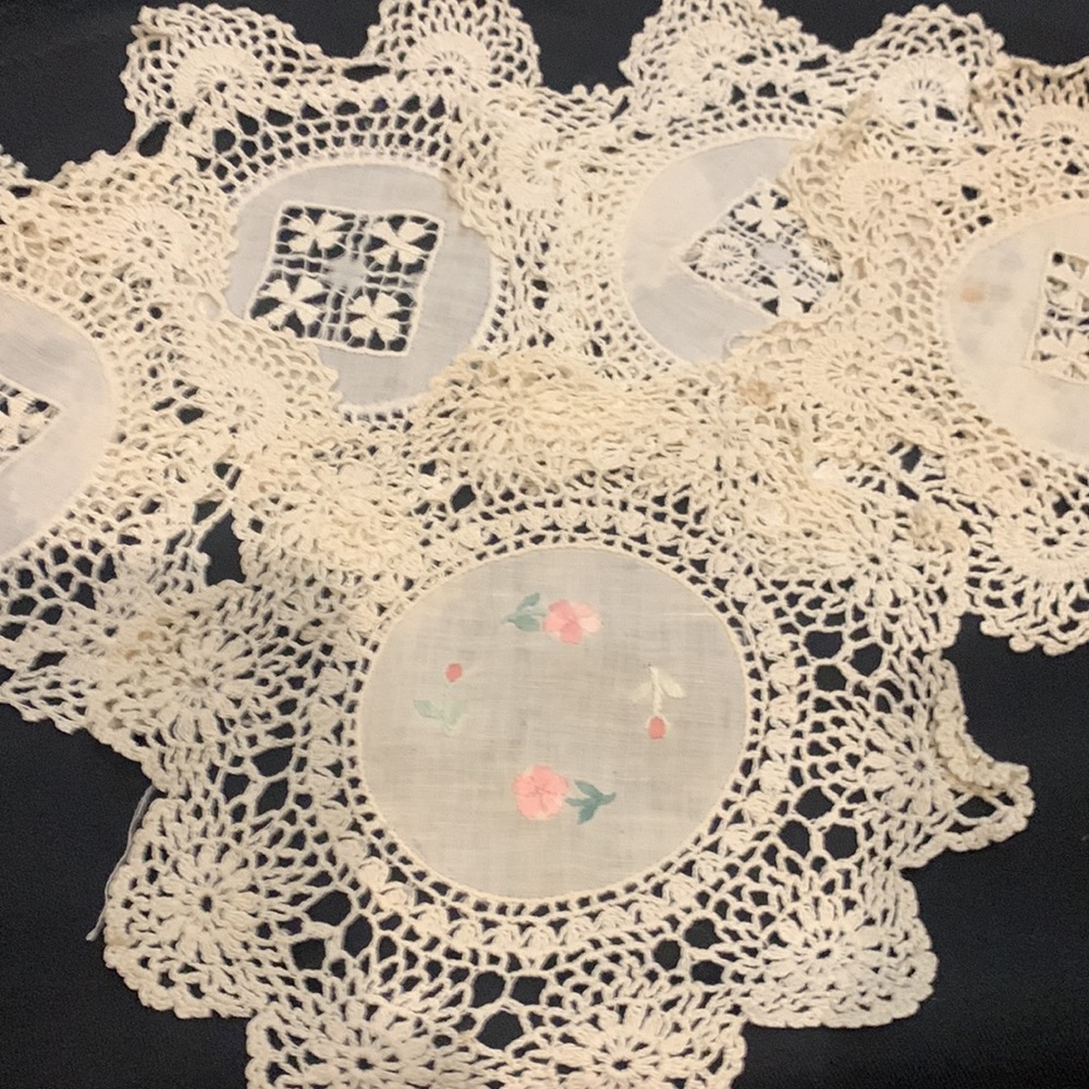 Vintage Handmade Doilies (5) - Picture 5 of 5